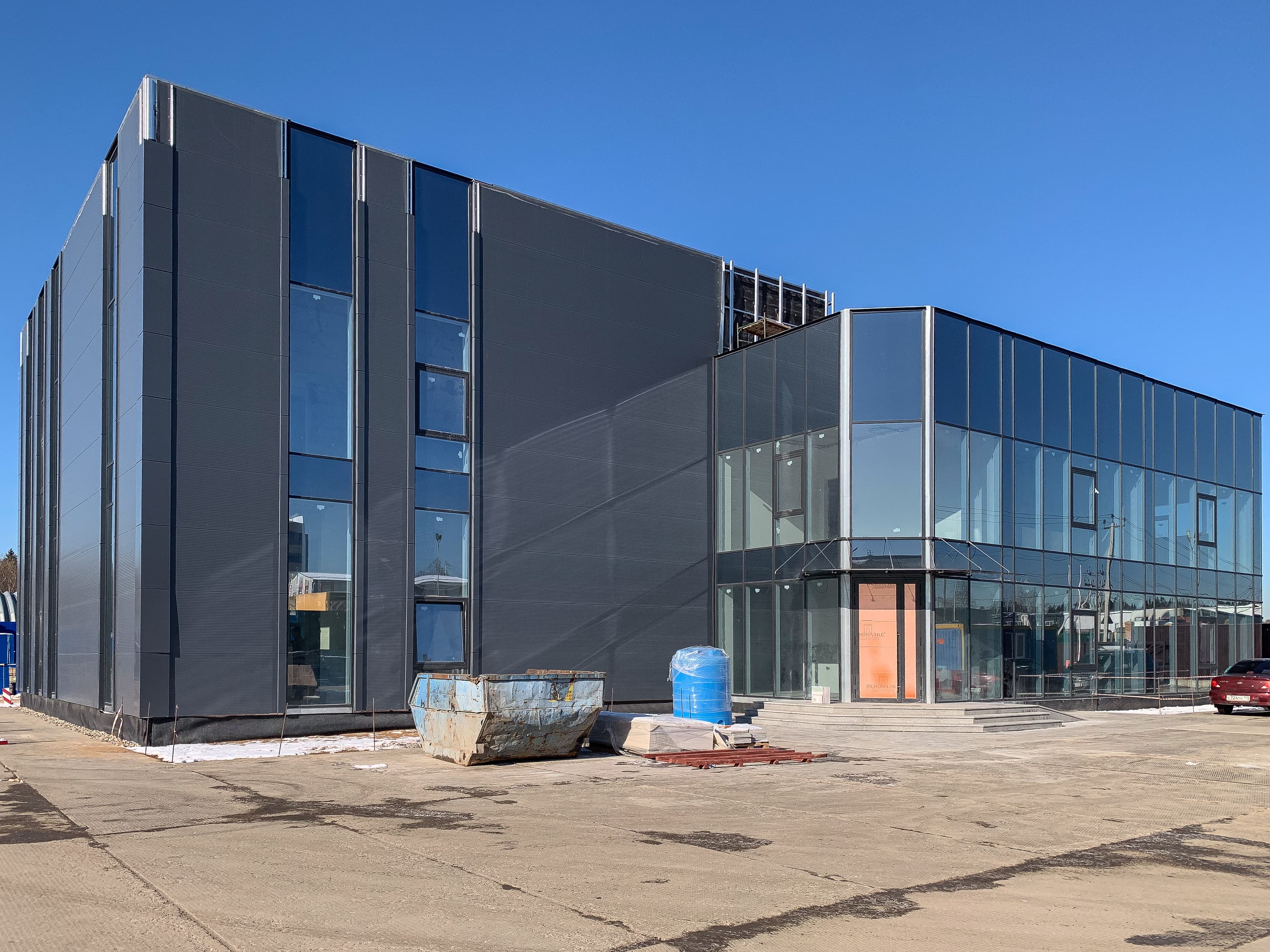 БЦ «Фора»: стеклянная оболочка 460 м² — фото 2