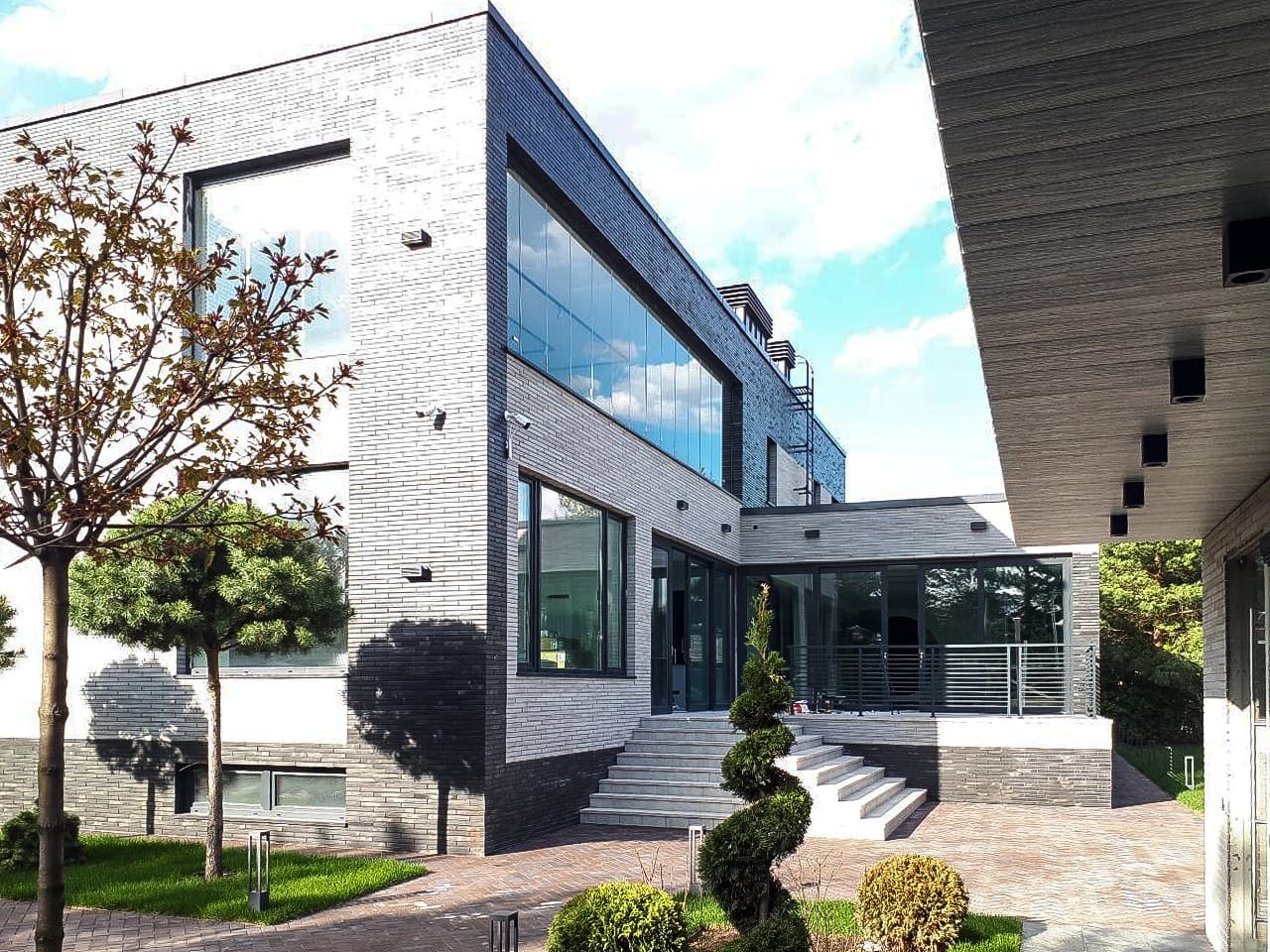 Миниатюра №7