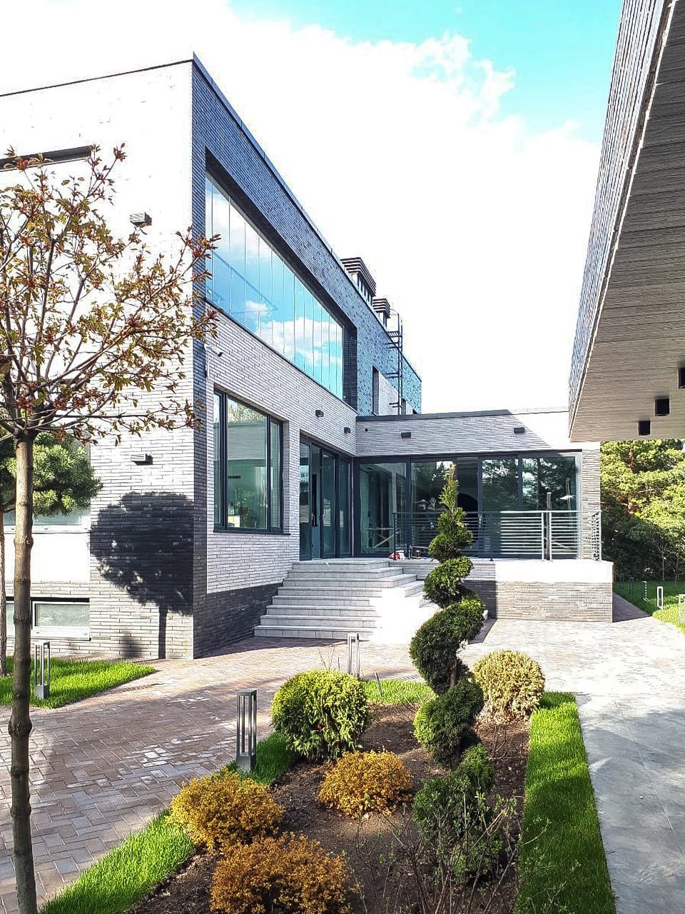 Миниатюра №9