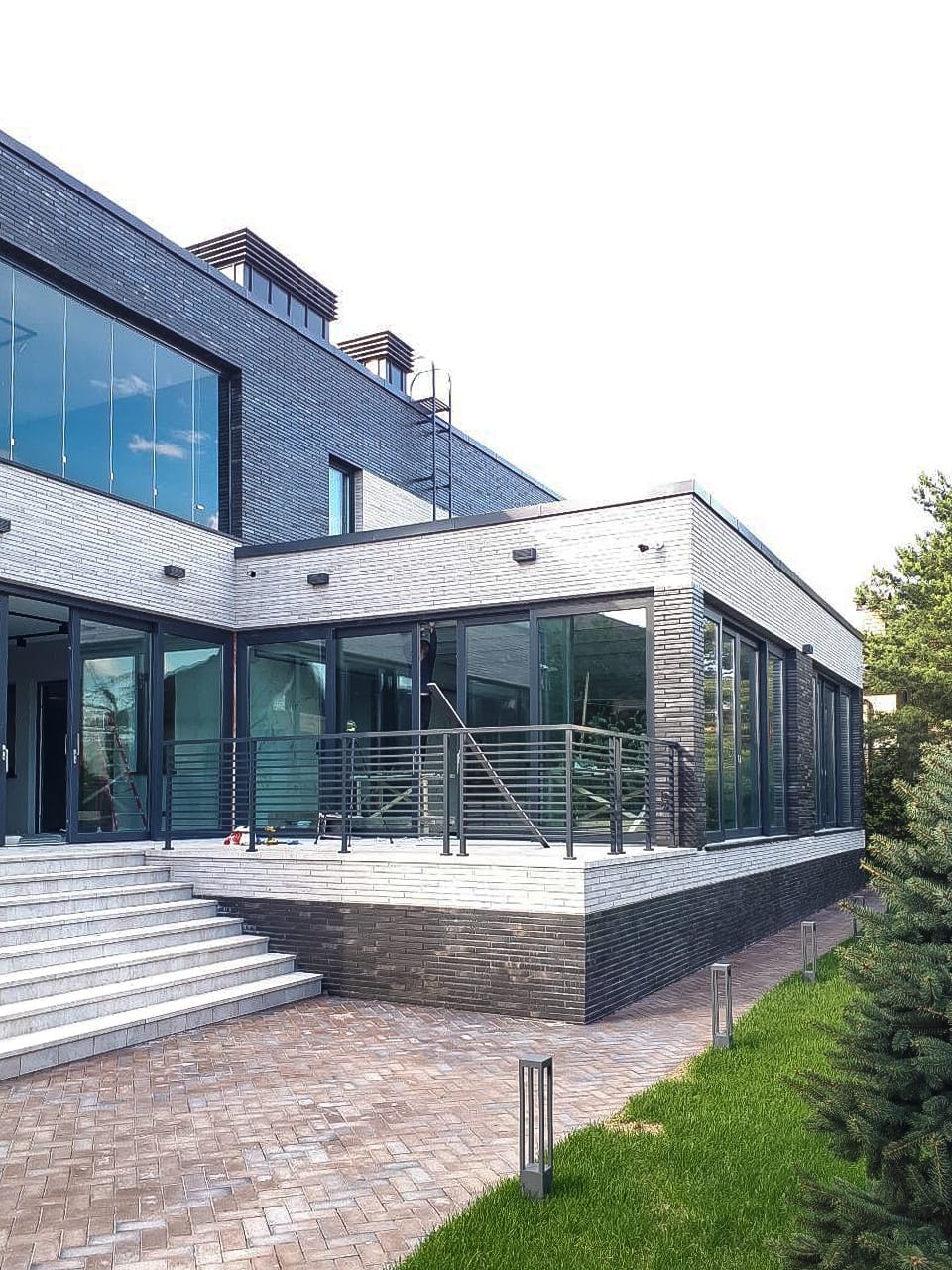 Миниатюра №12