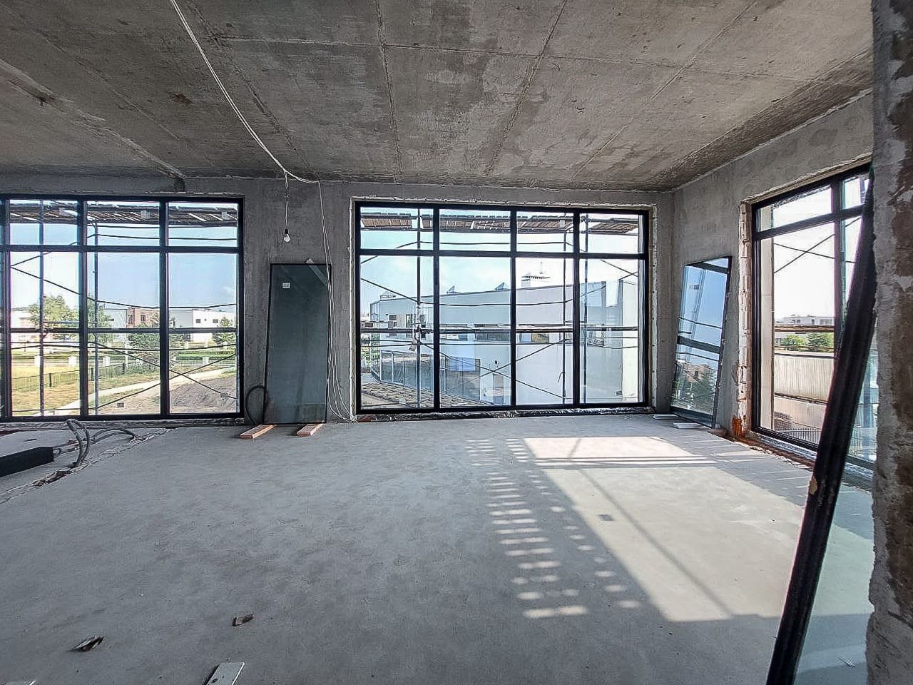 Миниатюра №30