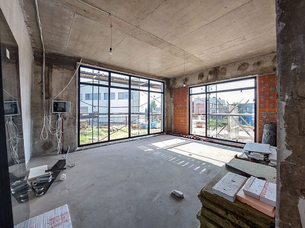 Миниатюра №32