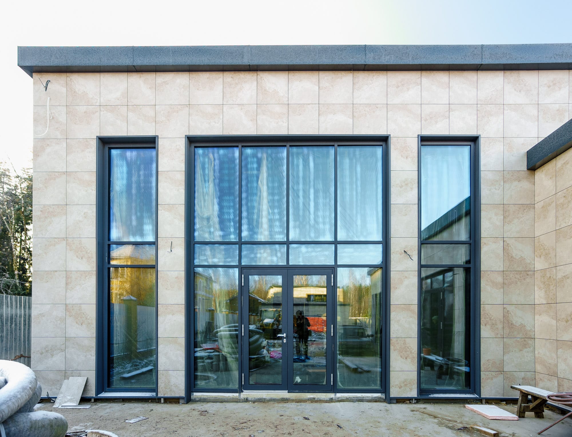 Основное изображение