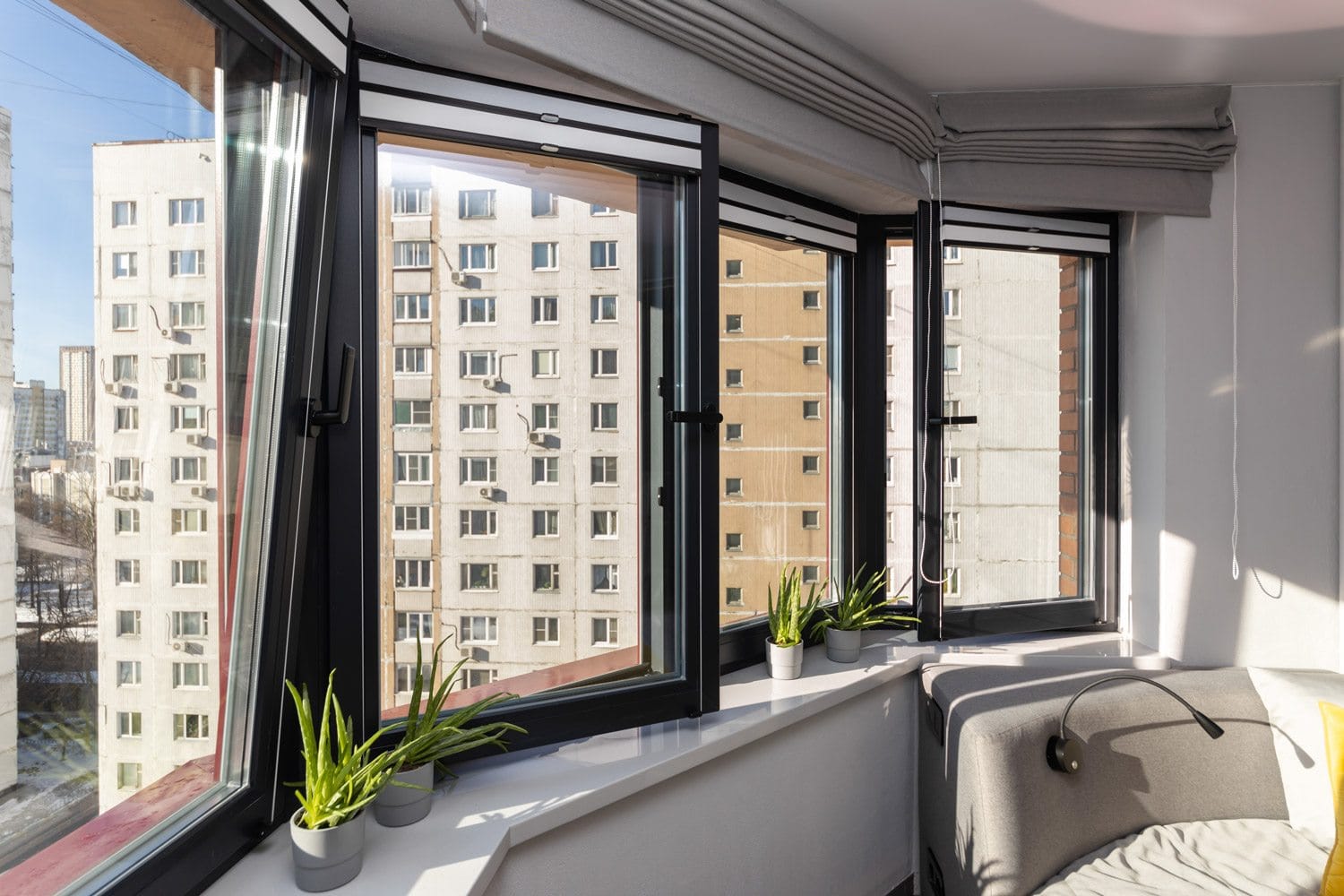 Миниатюра №12