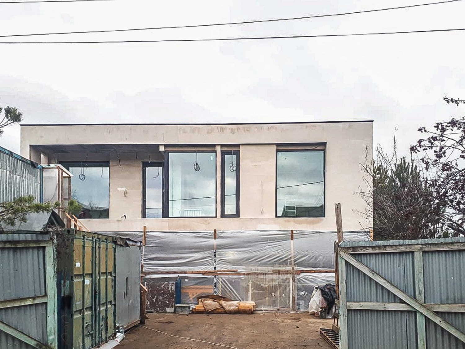 Основное изображение