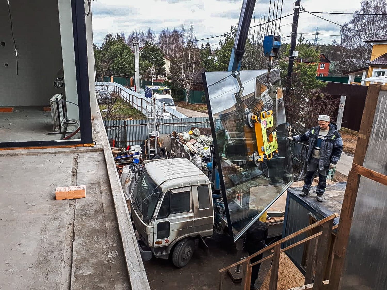 Миниатюра №12