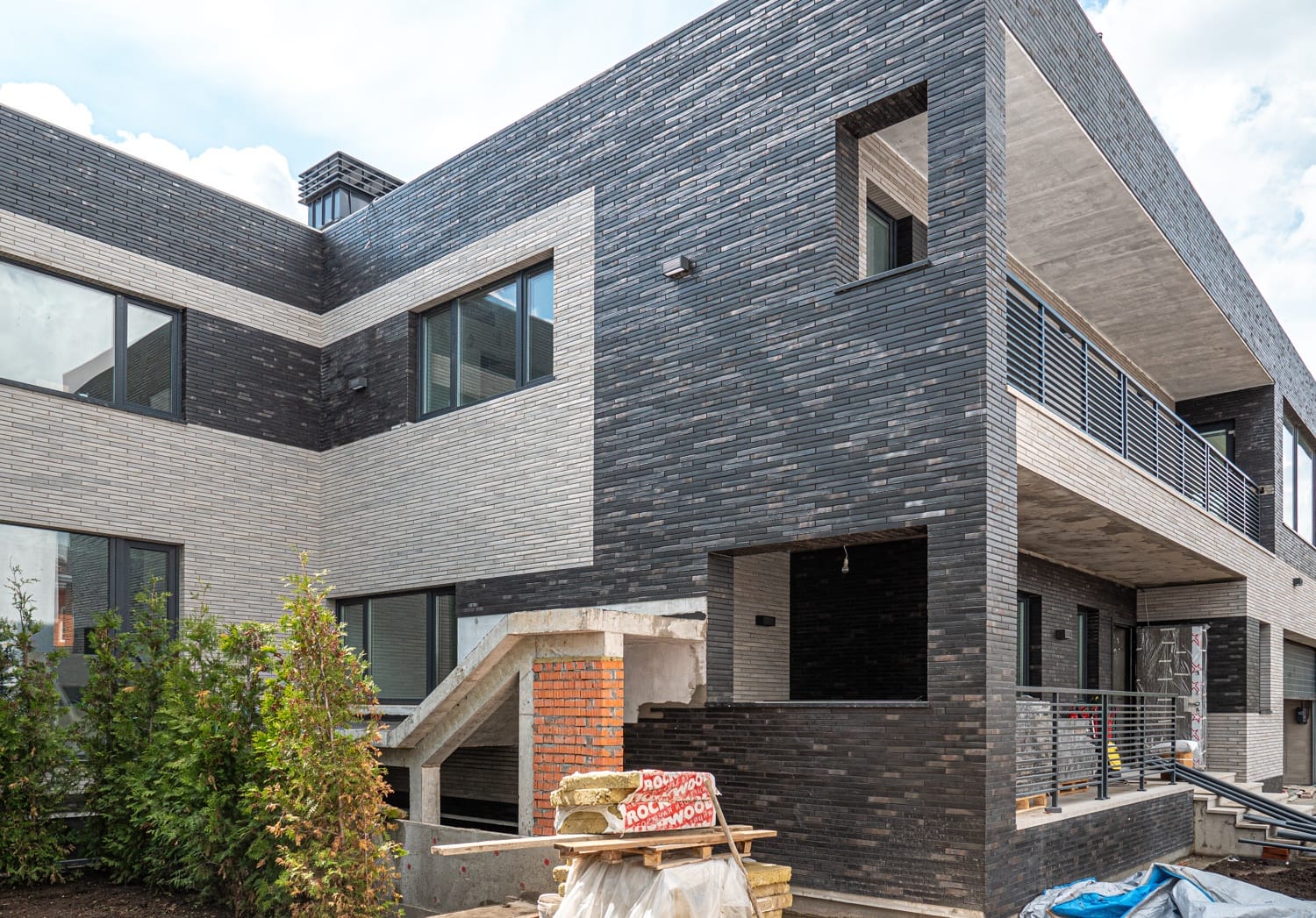 Миниатюра №10