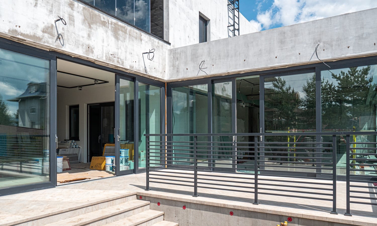 Миниатюра №12