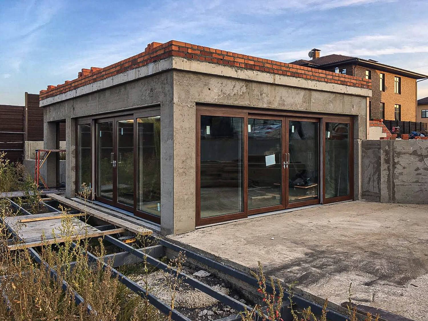 Основное изображение