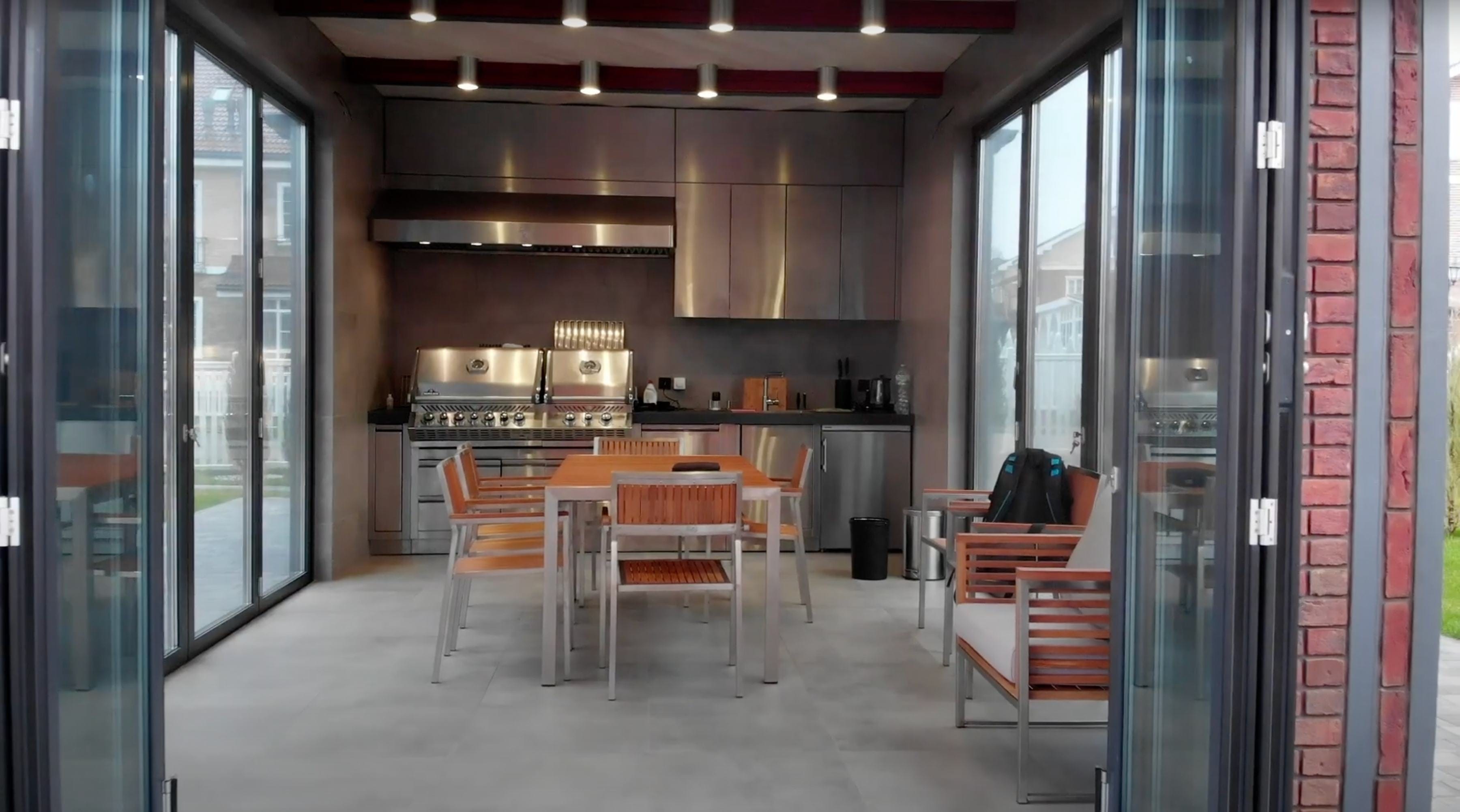 Миниатюра №4