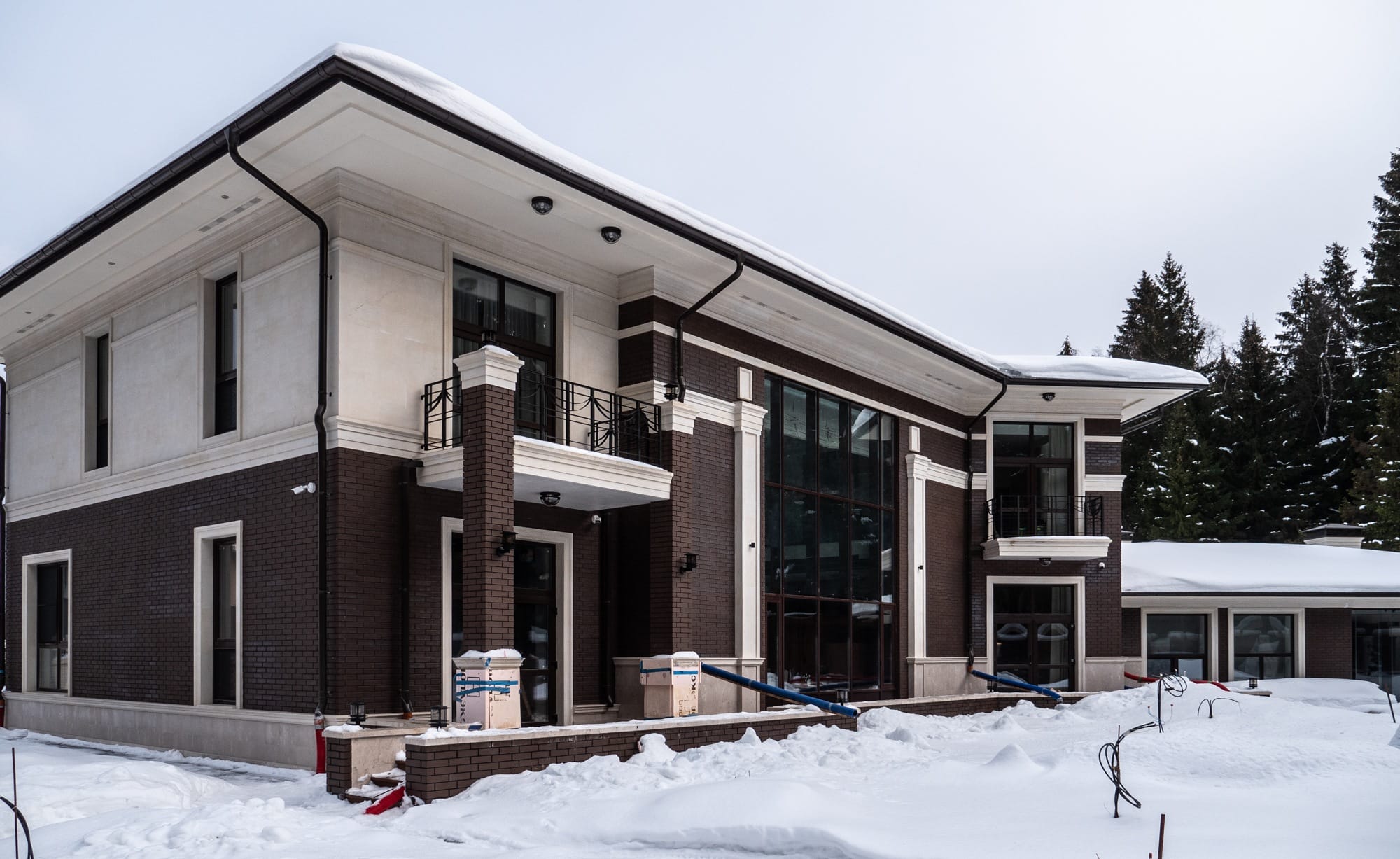 Основное изображение