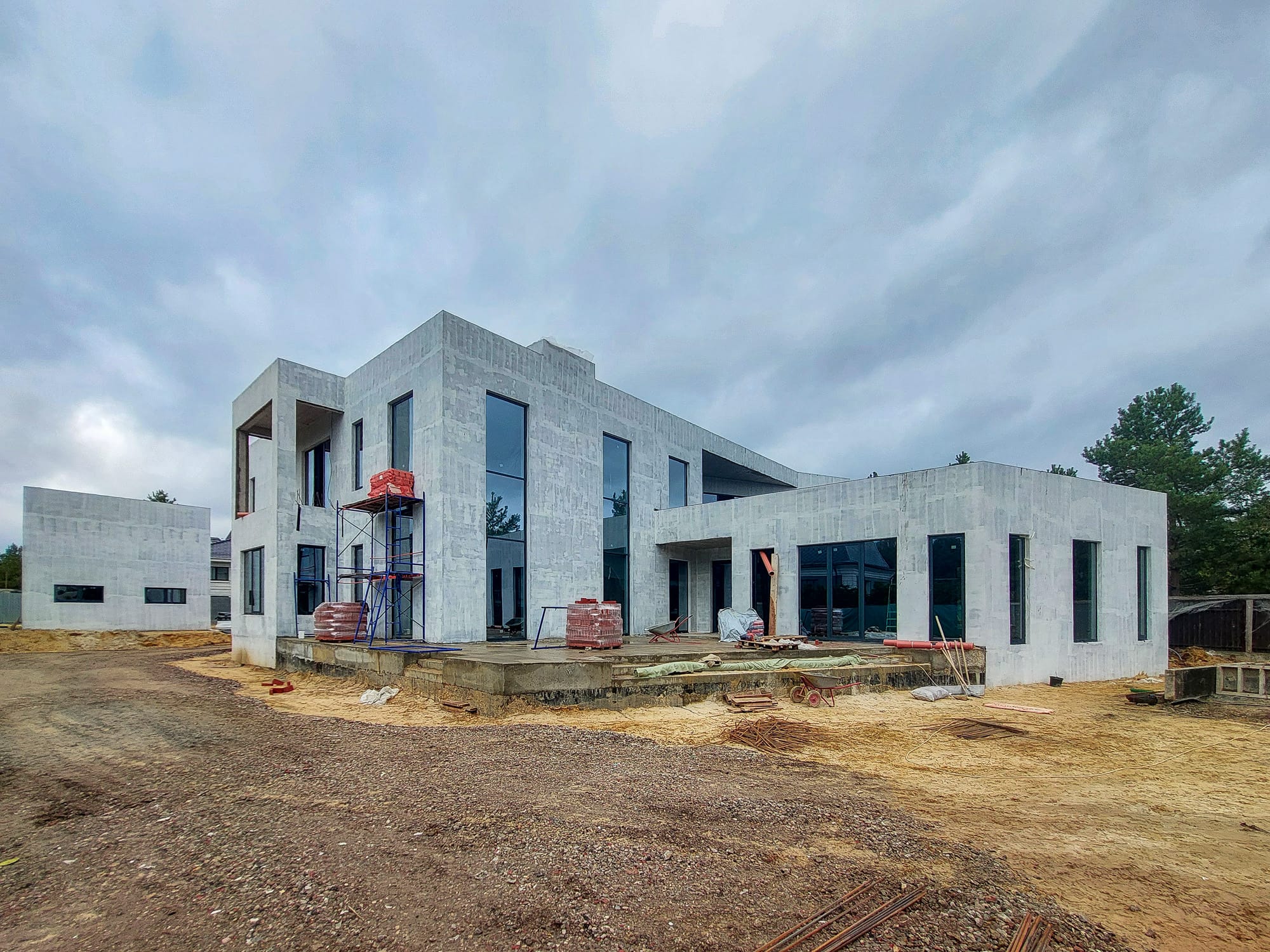 Основное изображение