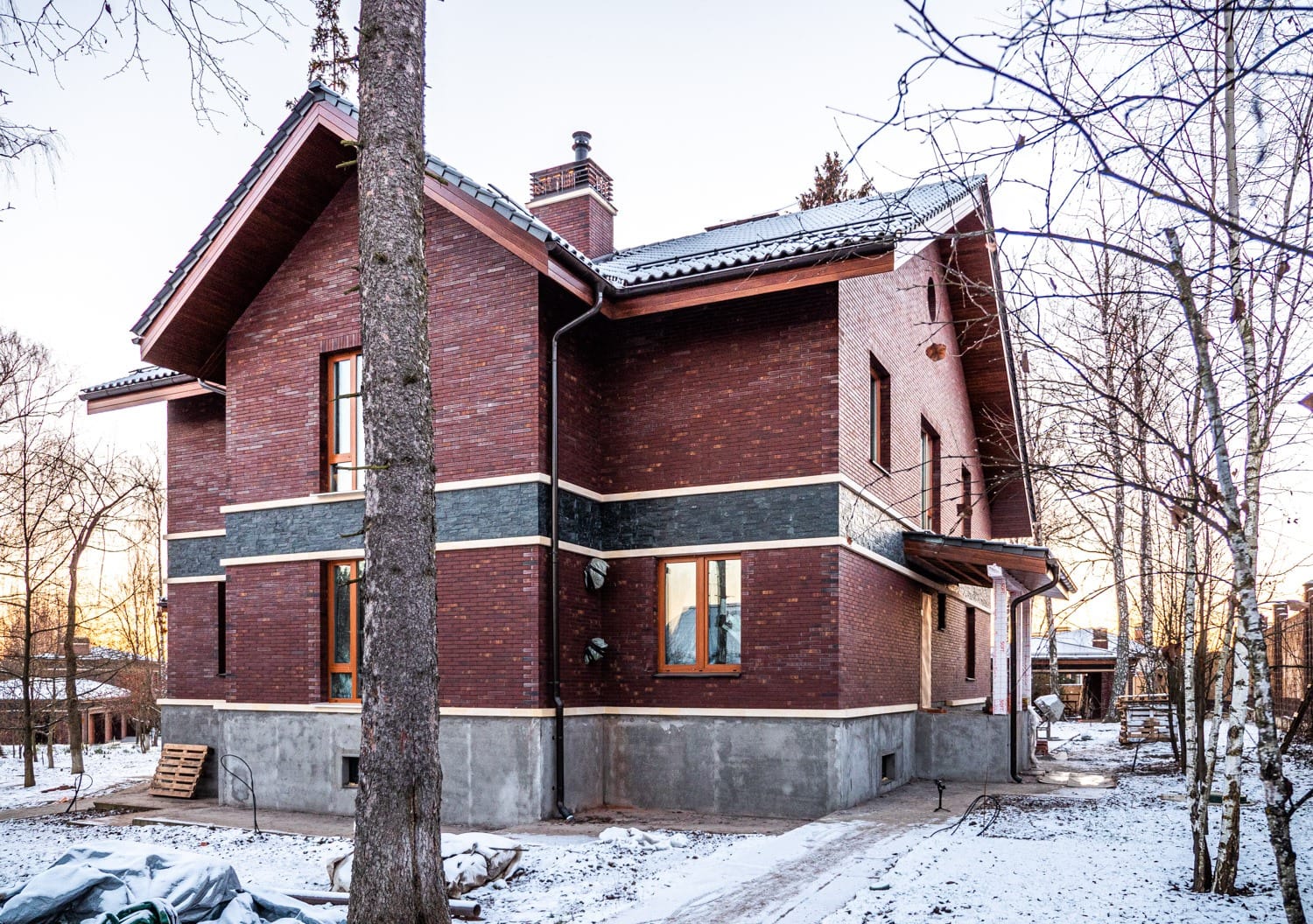 Основное изображение