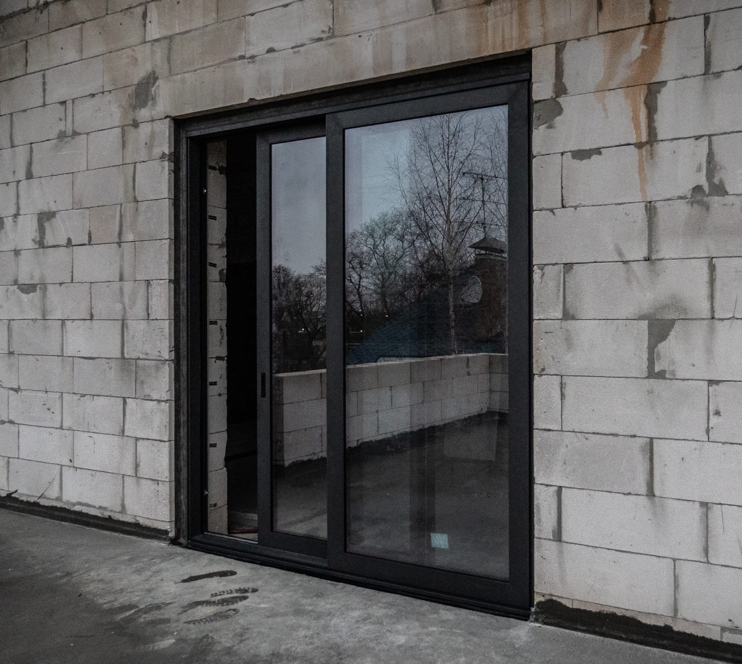 Основное изображение