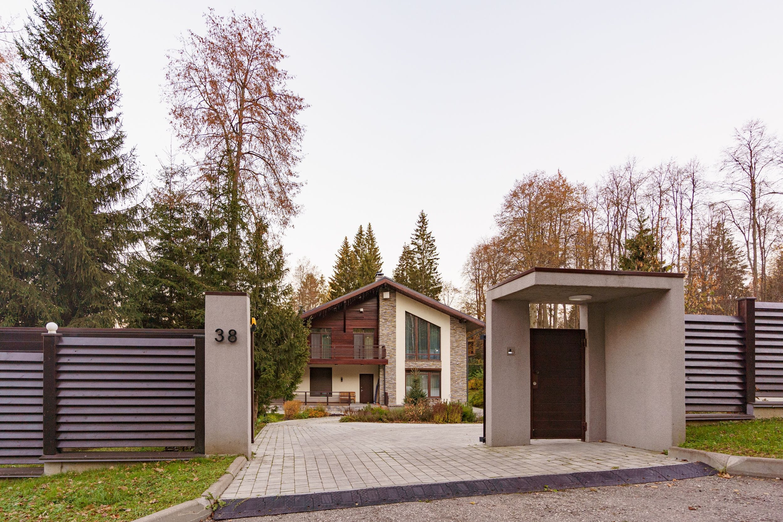 Миниатюра №9