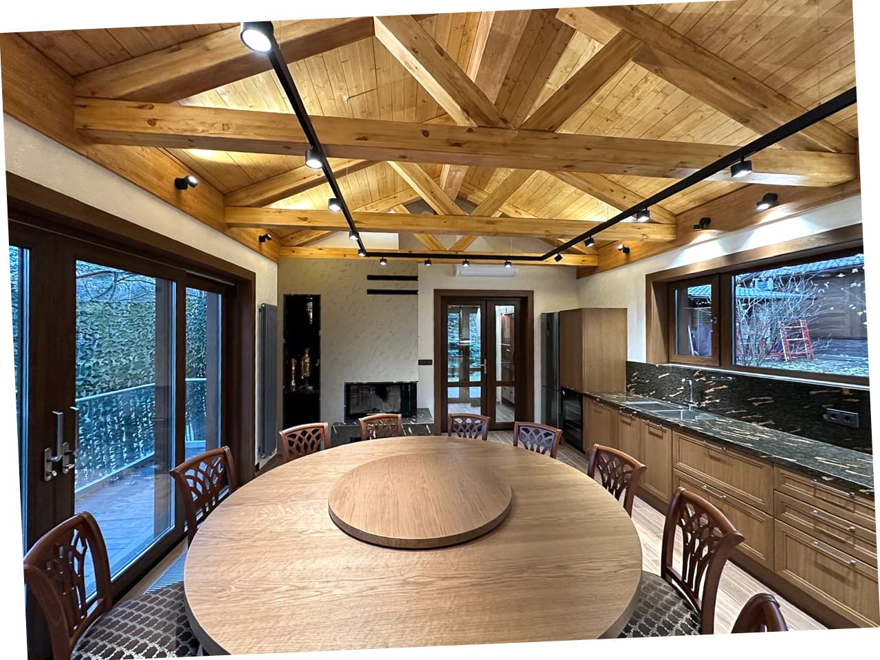 Миниатюра №12