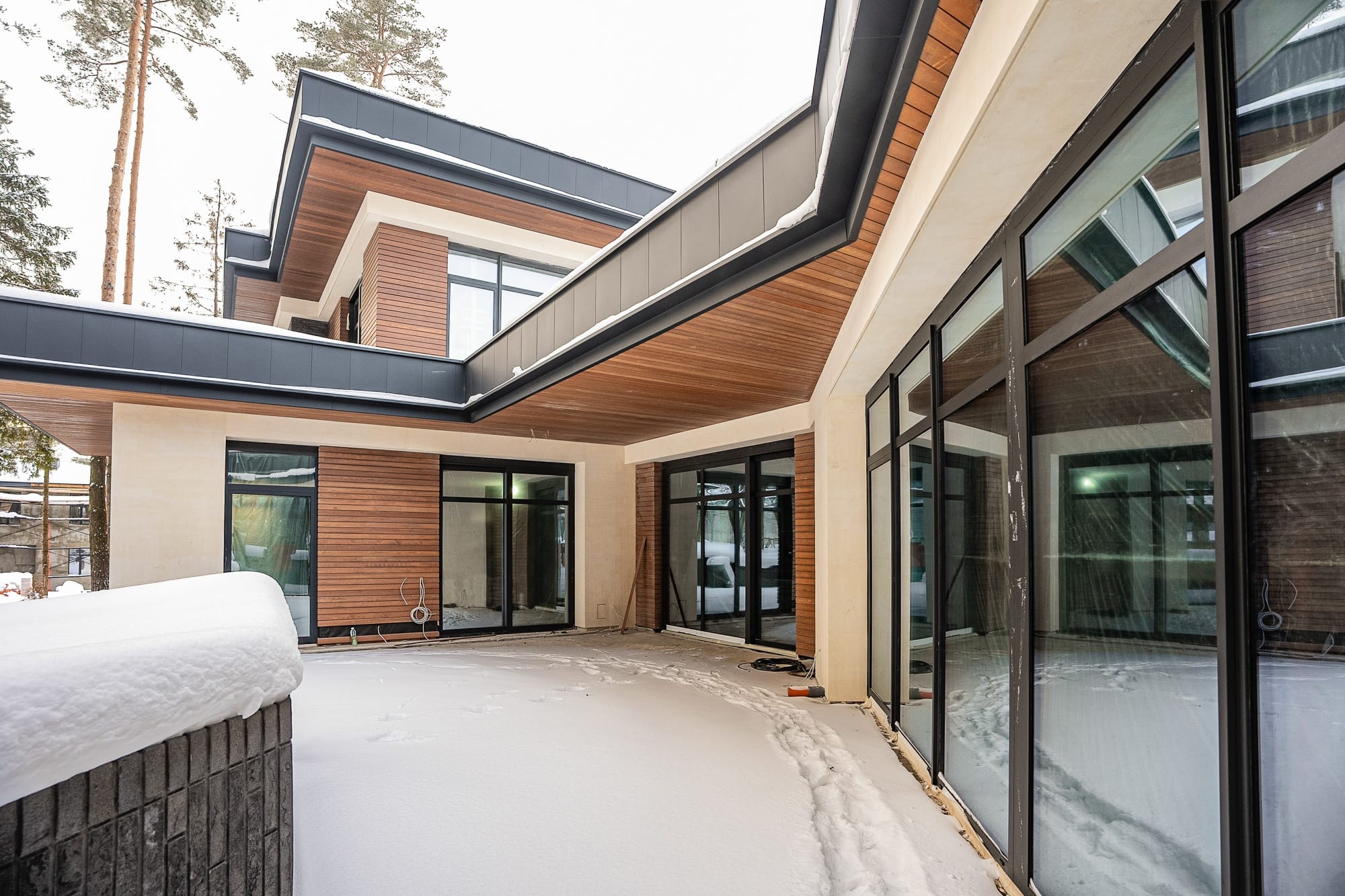 Миниатюра №10