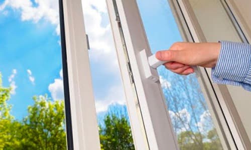 Чем отличаются дешевые пластиковые окна от дорогих?