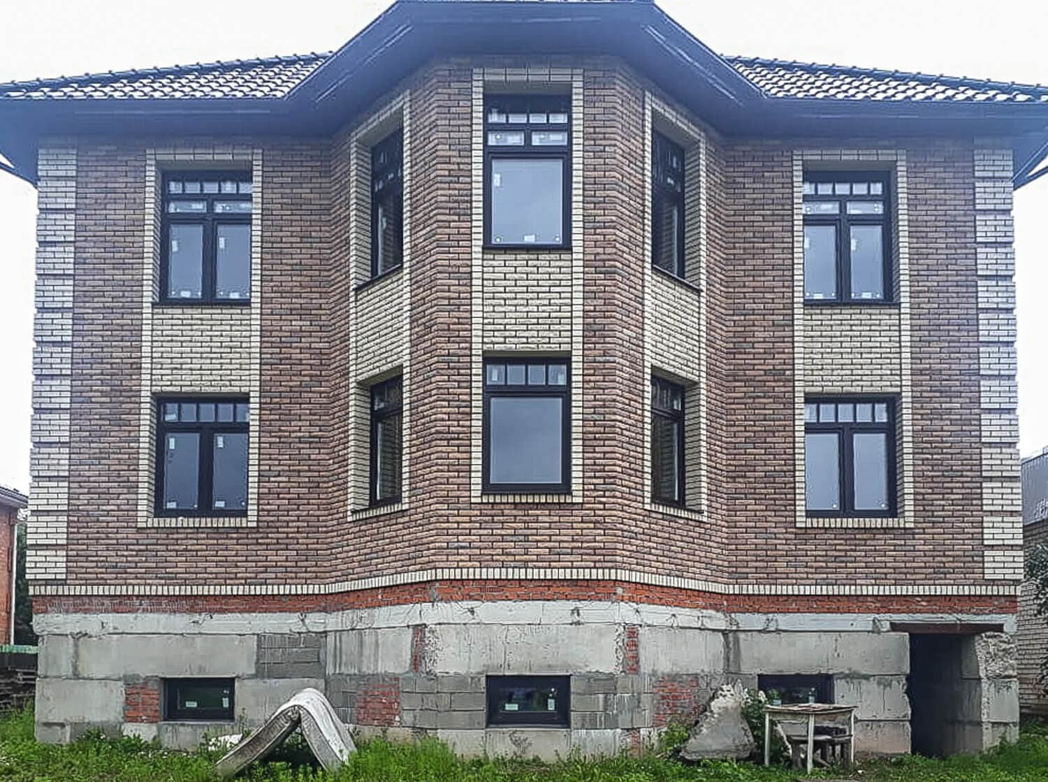 Коттедж застеклён Schuco