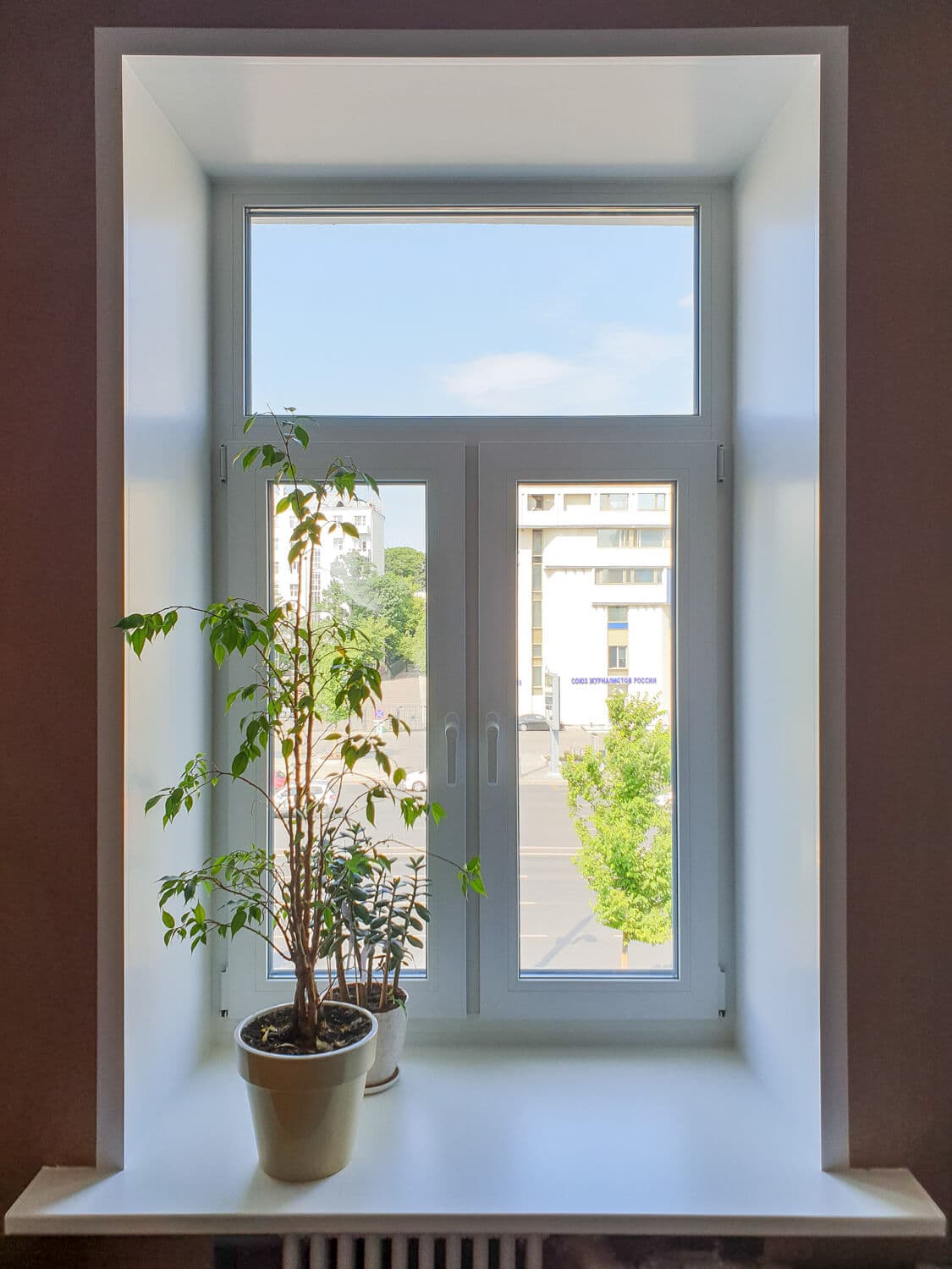 Окно на Зубовском